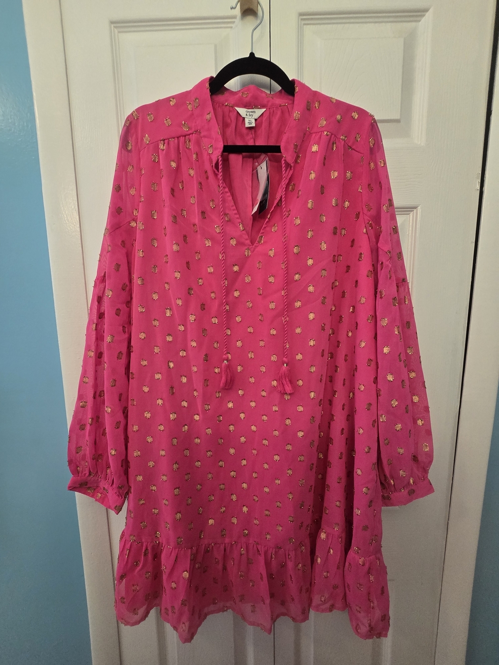 Crown & Ivy Hot Pink Tassel V-Neck Tunic with Gold Detail NWT XL Dress